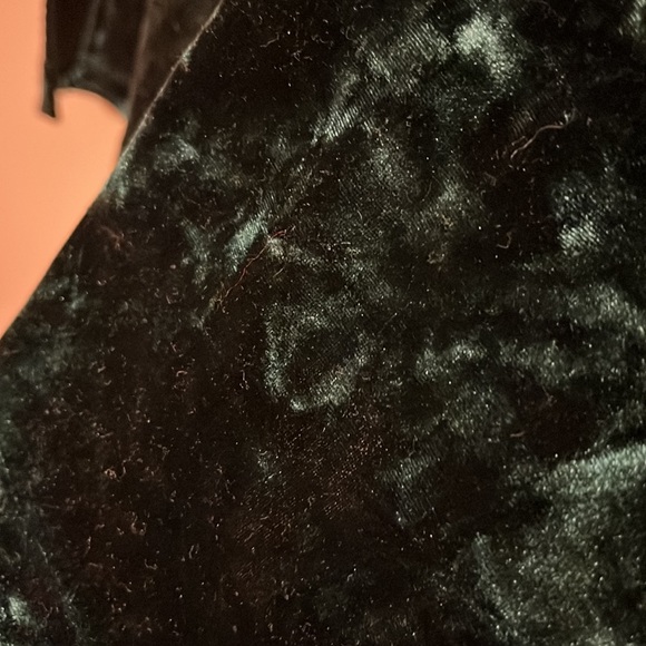 Lord & Taylor Emerald Green Velour Top - Size XL - Picture 4 of 4